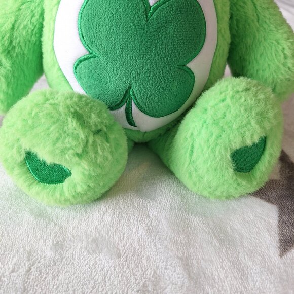 Care Bears St. Patricks Day Good Luck Medium Plush‎ 14" Bear Stuffed Animal - Picture 8 of 9